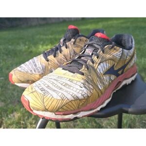 Mizuno Wave Paradox Women's Size 9.5 Multicolor Running Shoes Athletic Sneakers